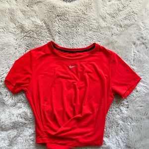 NIKE CROP TEE
